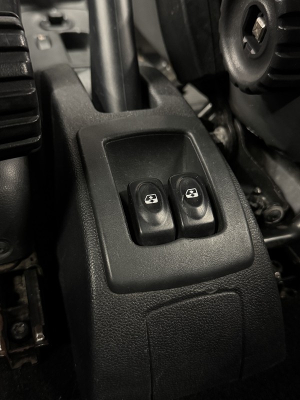 SANDERO 1.6 STEPWAY 16V FLEX 4P MANUAL - 2011 - CAXIAS DO SUL