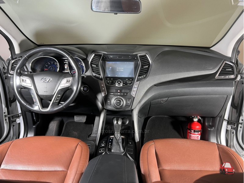 SANTA FÉ 3.3 MPFI 4X4 7 LUGARES V6 270CV GASOLINA 4P AUTOMÁTICO - 2014 - CAXIAS DO SUL