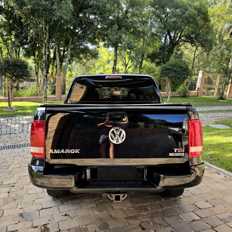AMAROK 2.0 TRENDLINE 4X4 CD 16V TURBO INTERCOOLER DIESEL 4P AUTOMÁTICO - 2018 - CAXIAS DO SUL