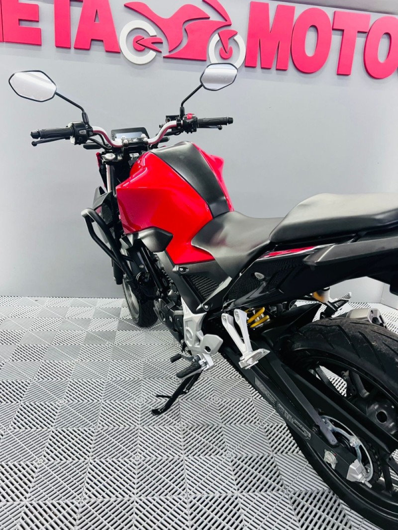 CB 300F TWISTER  - 2023 - CAMPO BOM