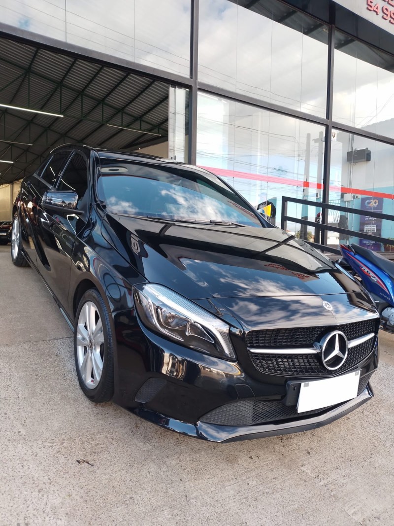 A 200 1.6 TURBO 16V FLEX 4P AUTOMÁTICO - 2018 - VACARIA