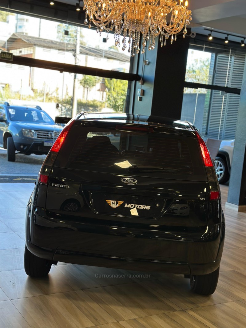 FIESTA 1.6 MPI CLASS HATCH 8V FLEX 4P MANUAL - 2013 - CAXIAS DO SUL
