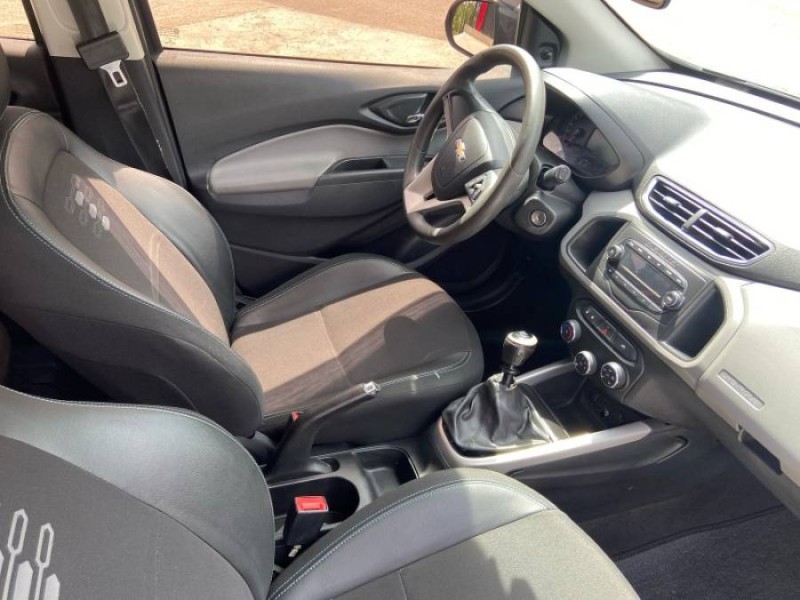 ONIX 1.0 LT 12V FLEX 4P MANUAL - 2019 - CAXIAS DO SUL