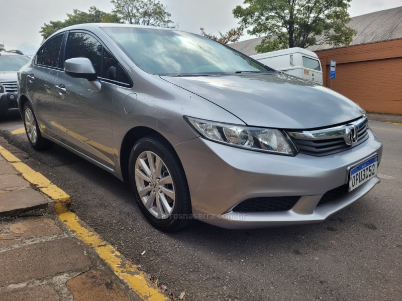 CIVIC 1.8 LXS 16V FLEX 4P MANUAL - 2014 - FLORES DA CUNHA