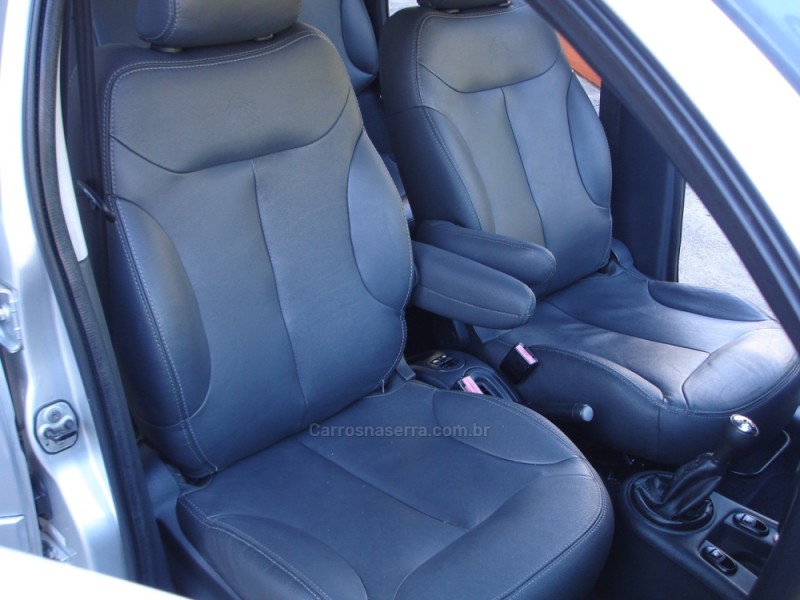 C3 1.4 I EXCLUSIVE 8V FLEX 4P MANUAL - 2012 - CAXIAS DO SUL