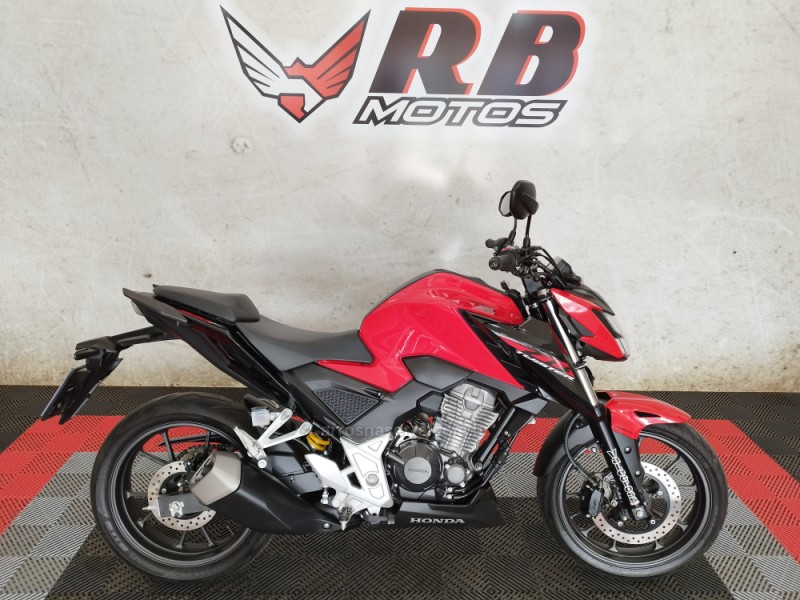 cb 300f twister abs 2024 novo hamburgo