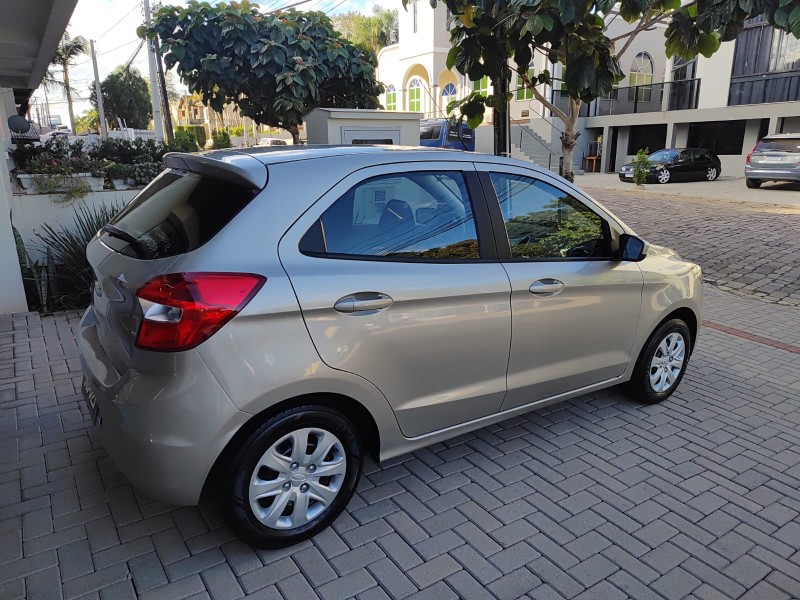 KA 1.0 SE PLUS 12V FLEX 4P MANUAL - 2018 - LAJEADO