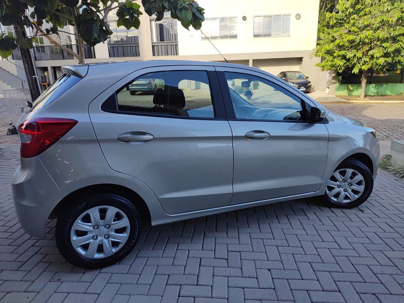 KA 1.0 SE PLUS 12V FLEX 4P MANUAL - 2018 - LAJEADO
