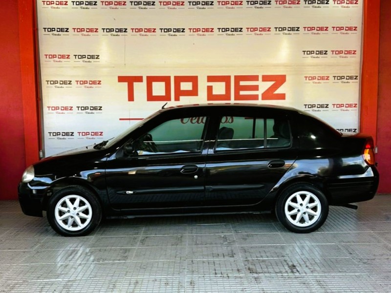 CLIO 1.0 PRIVILÉGE SEDAN 16V FLEX 4P MANUAL - 2002 - SãO SEBASTIãO DO CAí