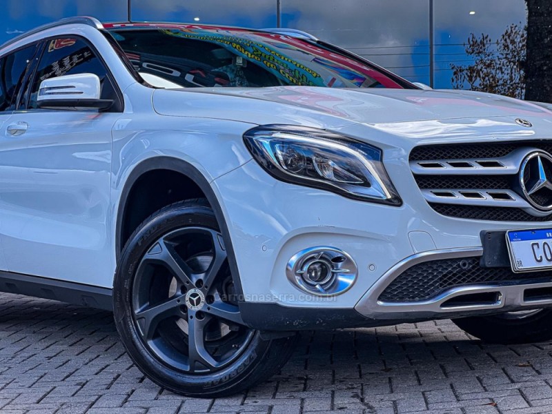 GLA 200 1.6 CGI ADVANCE 16V TURBO FLEX 4P AUTOMÁTICO - 2018 - CANELA