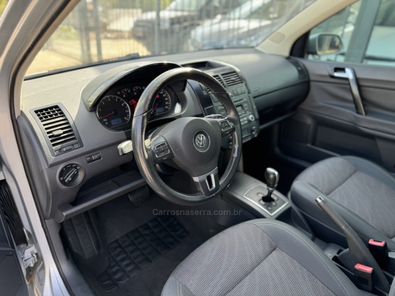 POLO 1.6 MI COMFORTLINE 8V FLEX 4P AUTOMÁTICO - 2011 - NOVA PRATA