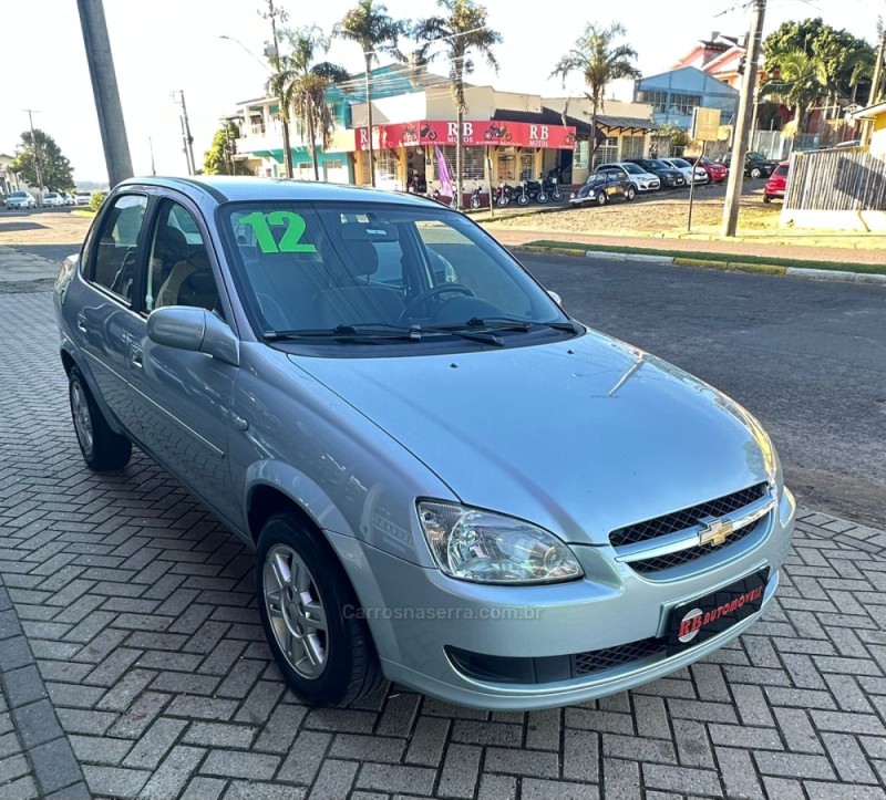 CLASSIC 1.0 MPFI LS 8V GASOLINA 4P MANUAL - 2012 - PAROBé
