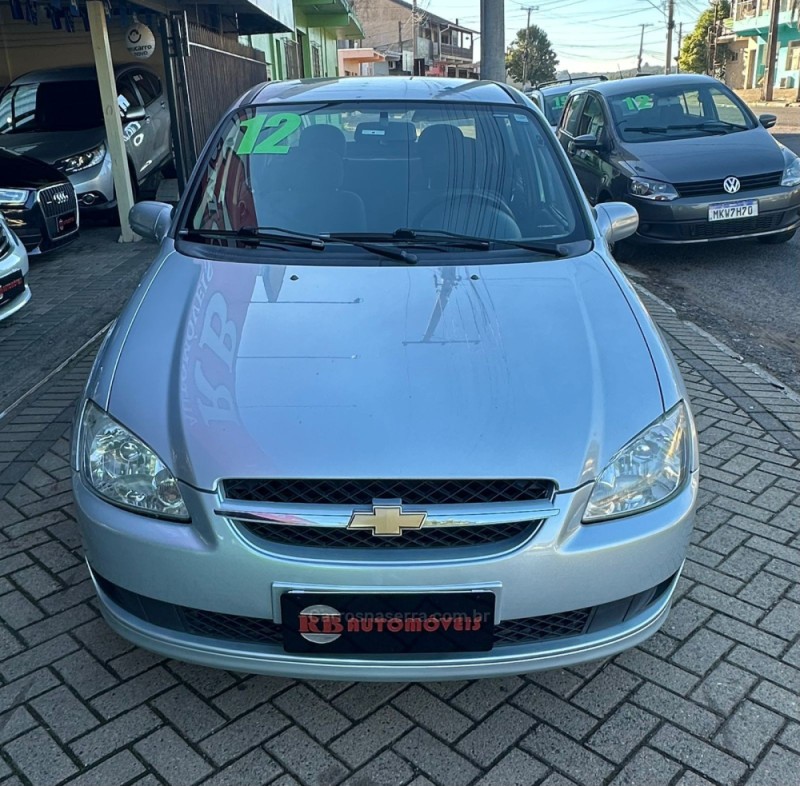 CLASSIC 1.0 MPFI LS 8V GASOLINA 4P MANUAL - 2012 - PAROBé