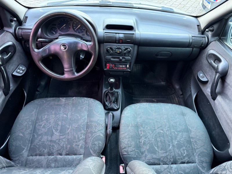 CORSA 1.0 MPFI MILENIUM SEDAN 16V GASOLINA 4P MANUAL - 2000 - FARROUPILHA
