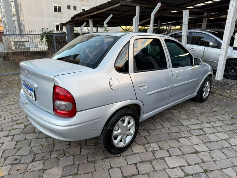 CORSA 1.0 MPFI MILENIUM SEDAN 16V GASOLINA 4P MANUAL - 2000 - FARROUPILHA