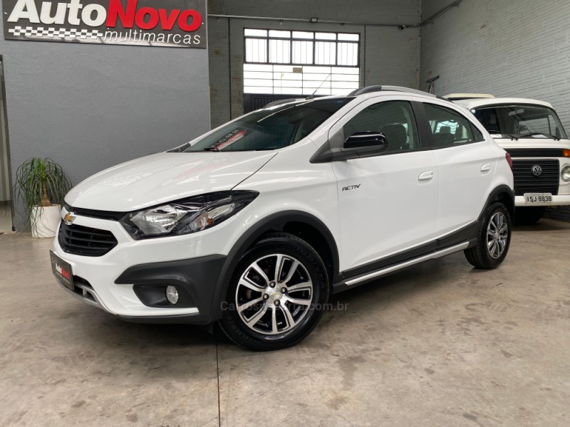 onix 1.4 mpfi activ 8v flex 4p automatico 2018 vacaria