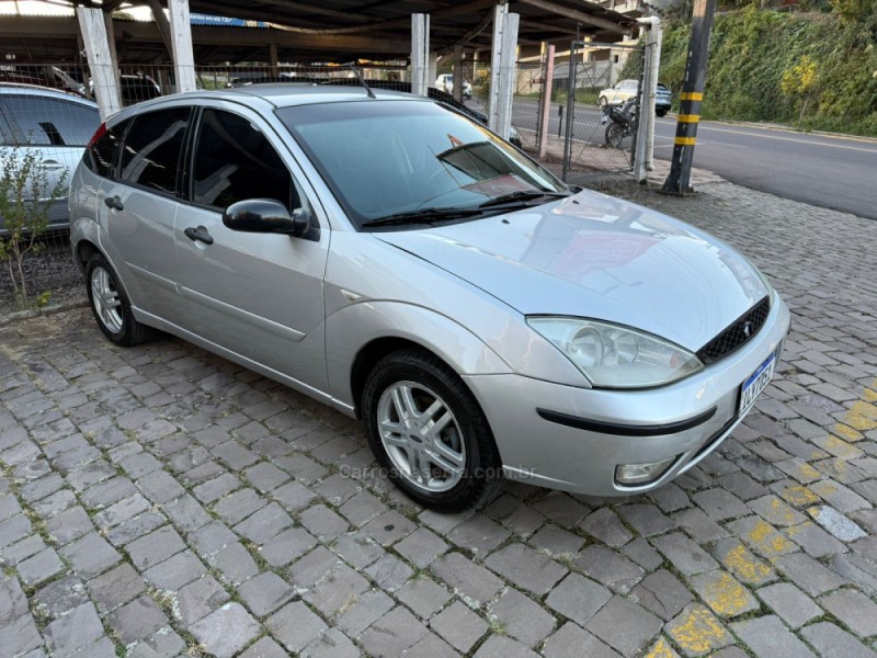 FOCUS 1.6 GL 8V GASOLINA 4P MANUAL - 2004 - FARROUPILHA