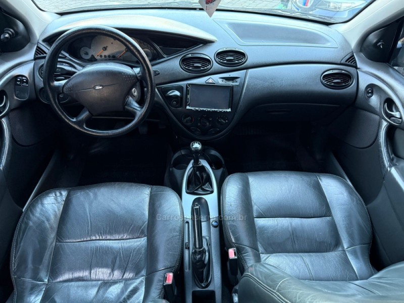 FOCUS 1.6 GL 8V GASOLINA 4P MANUAL - 2004 - FARROUPILHA