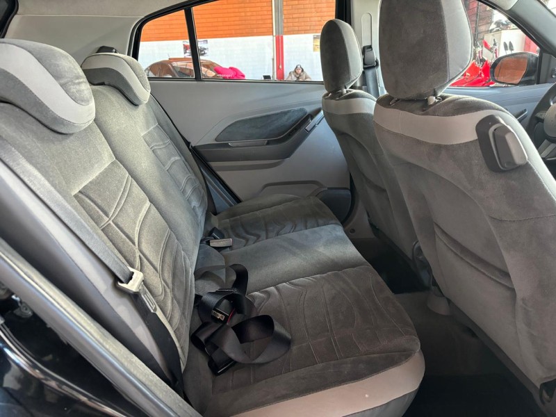 AGILE 1.4 MPFI LTZ 8V FLEX 4P MANUAL - 2013 - CAXIAS DO SUL