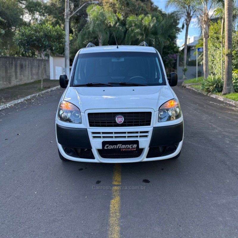 DOBLÓ 1.8 MPI ESSENCE 16V FLEX 7P MANUAL - 2020 - CAMPO BOM