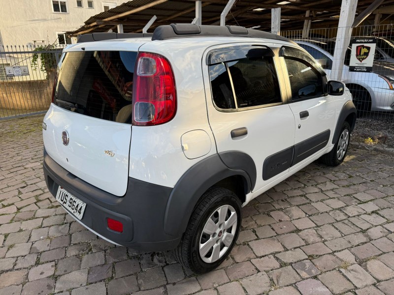 UNO 1.0 EVO WAY 8V FLEX 4P MANUAL - 2014 - FARROUPILHA