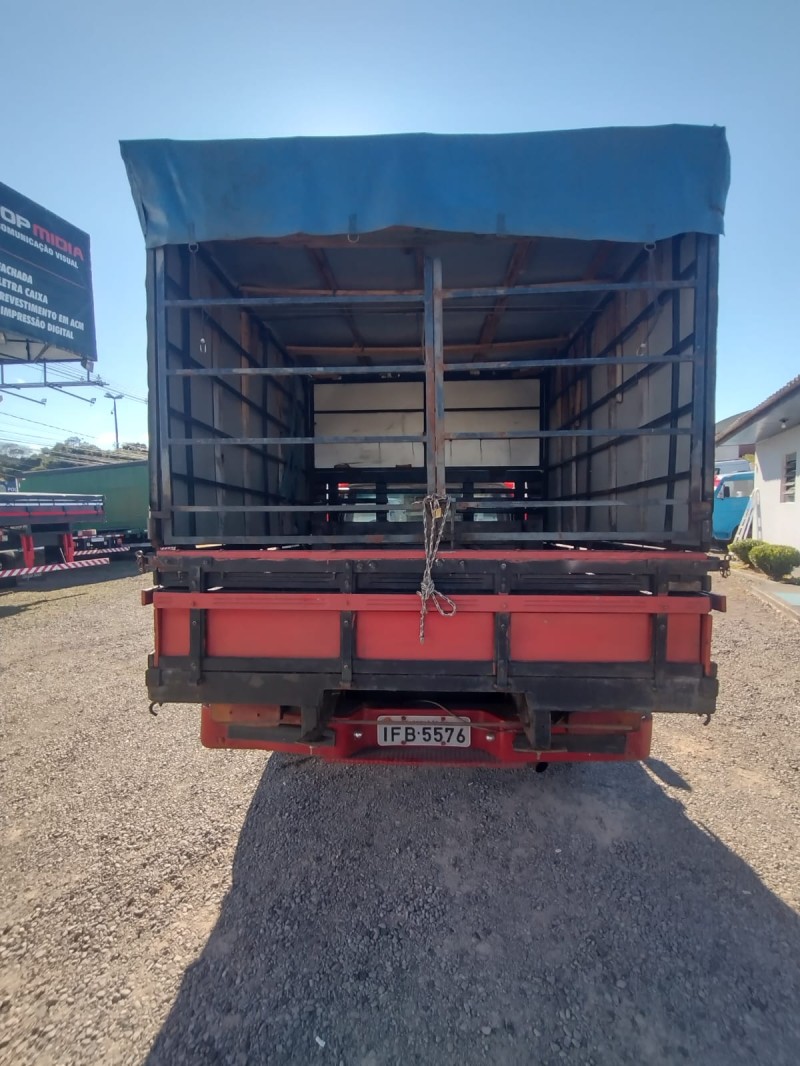 D20 4.0 CUSTOM DE LUXE CS 8V DIESEL 2P MANUAL - 1987 - CAXIAS DO SUL