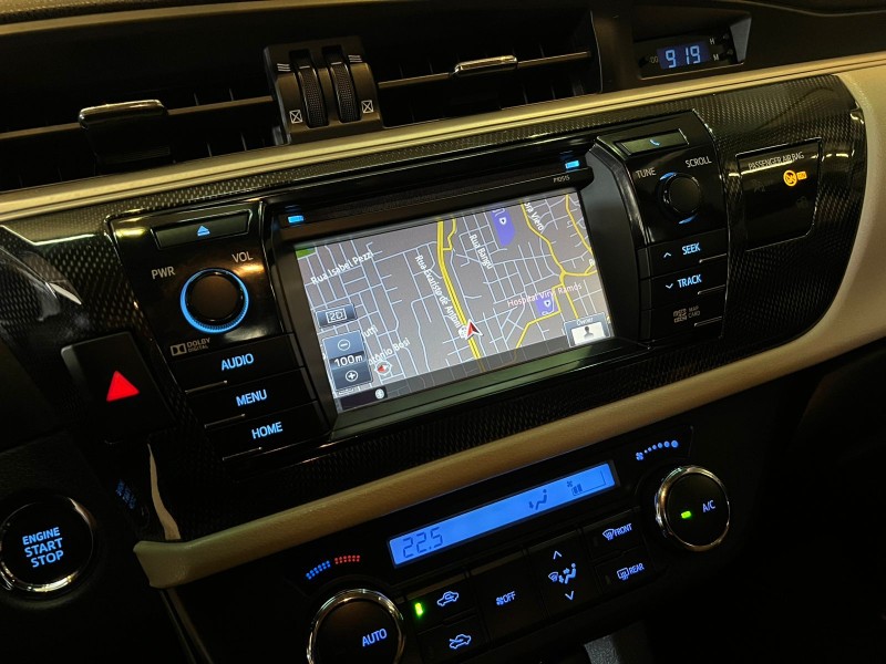 COROLLA 2.0 ALTIS 16V FLEX 4P AUTOMÁTICO - 2015 - CAXIAS DO SUL