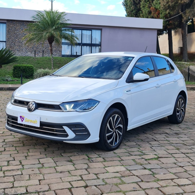POLO 1.0 170 TSI 12V HIGHLINE FLEX 4P AUTOMÁTICO - 2023 - LAGOA VERMELHA
