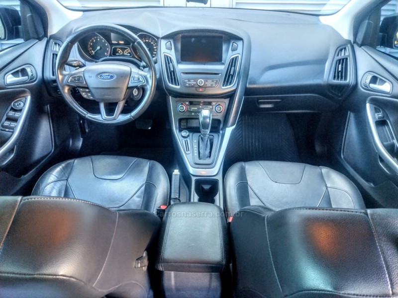FOCUS 2.0 SE SEDAN 16V FLEX 4P AUTOMÁTICO - 2017 - CAXIAS DO SUL