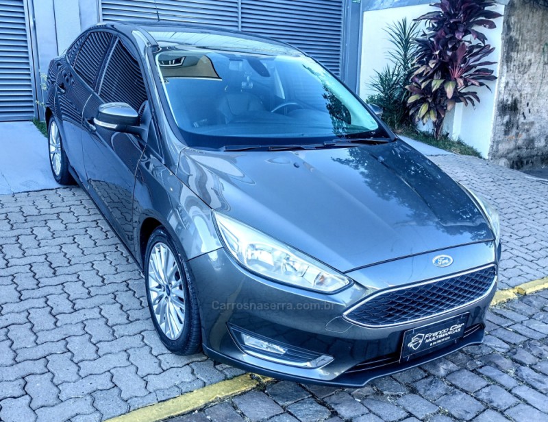 FOCUS 2.0 SE SEDAN 16V FLEX 4P AUTOMÁTICO - 2017 - CAXIAS DO SUL