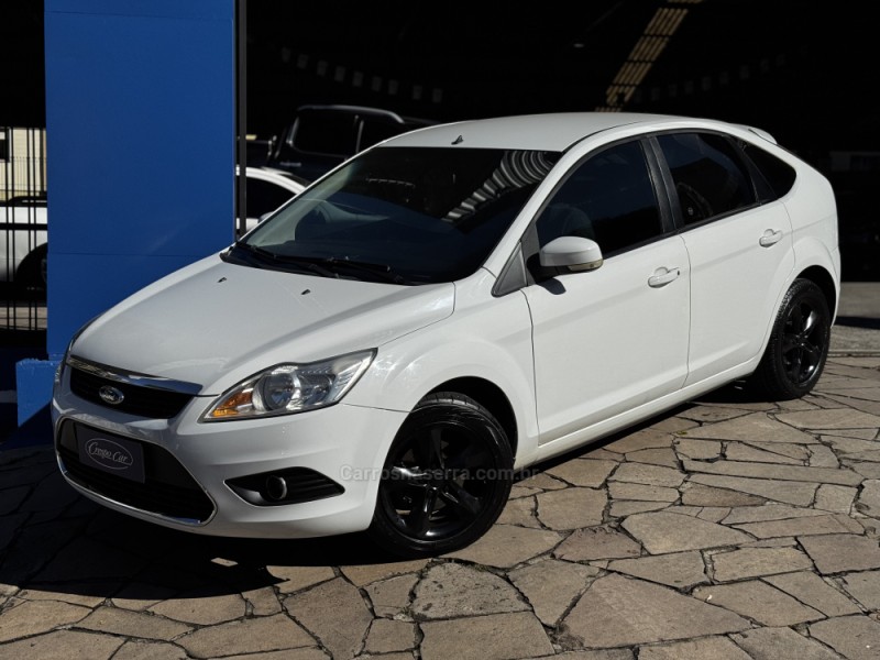 FOCUS 1.6 GLX 16V FLEX 4P MANUAL