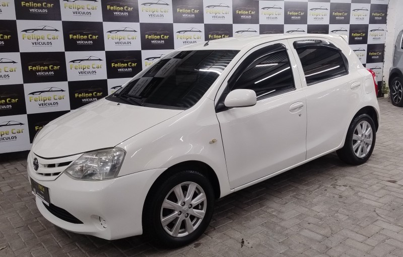 ETIOS 1.3 XS 16V FLEX 4P MANUAL - 2013 - CAXIAS DO SUL