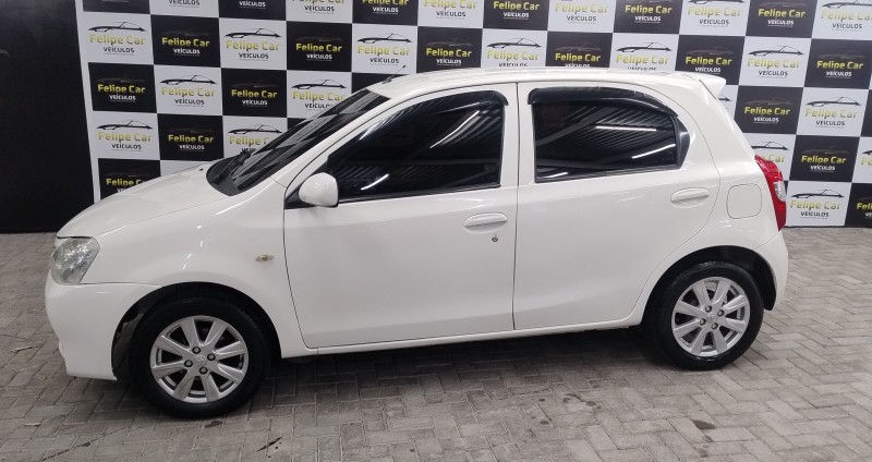 ETIOS 1.3 XS 16V FLEX 4P MANUAL - 2013 - CAXIAS DO SUL