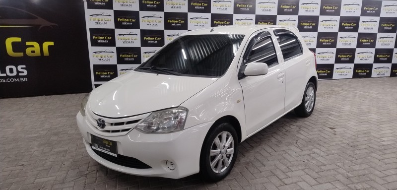 etios 1.3 xs 16v flex 4p manual 2013 caxias do sul