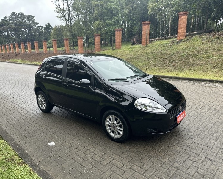 PUNTO 1.4 ATTRACTIVE 8V FLEX 4P MANUAL - 2011 - CAXIAS DO SUL