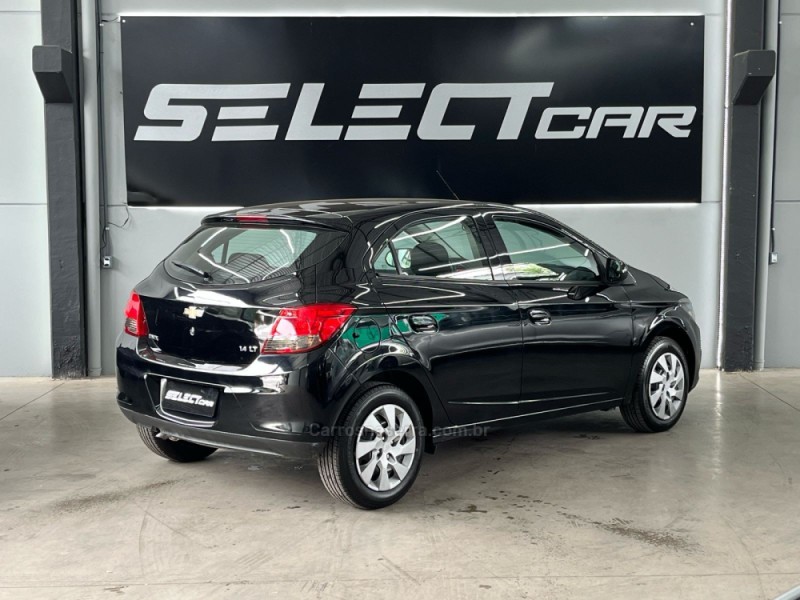 ONIX 1.4 MPFI LT 8V FLEX 4P MANUAL - 2015 - NOVO HAMBURGO