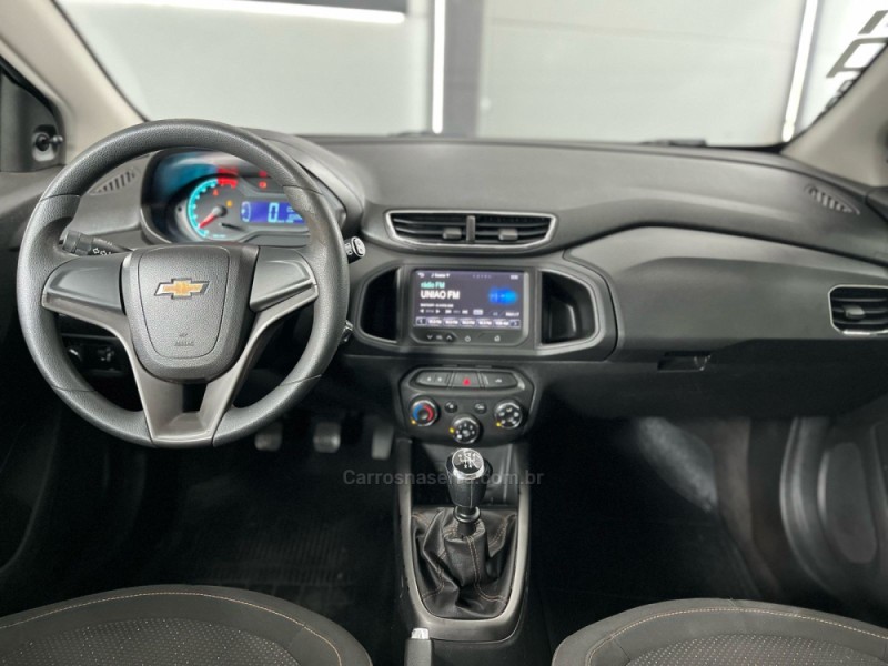 ONIX 1.4 MPFI LT 8V FLEX 4P MANUAL - 2015 - NOVO HAMBURGO