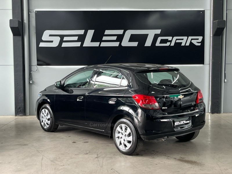 ONIX 1.4 MPFI LT 8V FLEX 4P MANUAL - 2015 - NOVO HAMBURGO