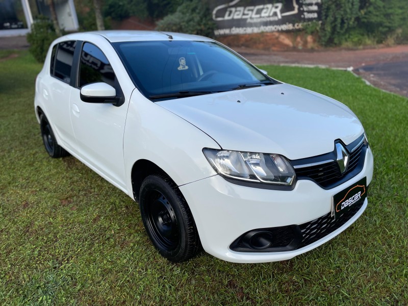 SANDERO 1.0 EXPRESSION 12V FLEX 4P MANUAL - 2015 - BOM PRINCíPIO