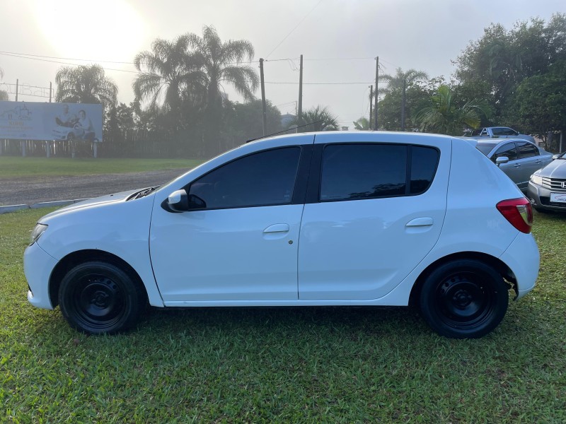 SANDERO 1.0 EXPRESSION 12V FLEX 4P MANUAL - 2015 - BOM PRINCíPIO