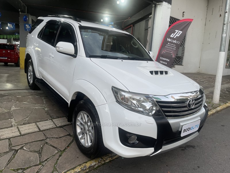 HILUX SW4 3.0 SRV 4X4 CD 16V TURBO INTERCOOLER DIESEL 4P AUTOMÁTICO - 2013 - BENTO GONçALVES
