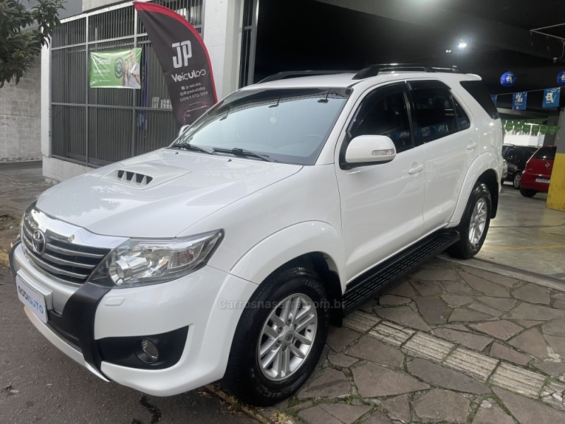 hilux sw4 3.0 srv 4x4 cd 16v turbo intercooler diesel 4p automatico 2013 bento goncalves