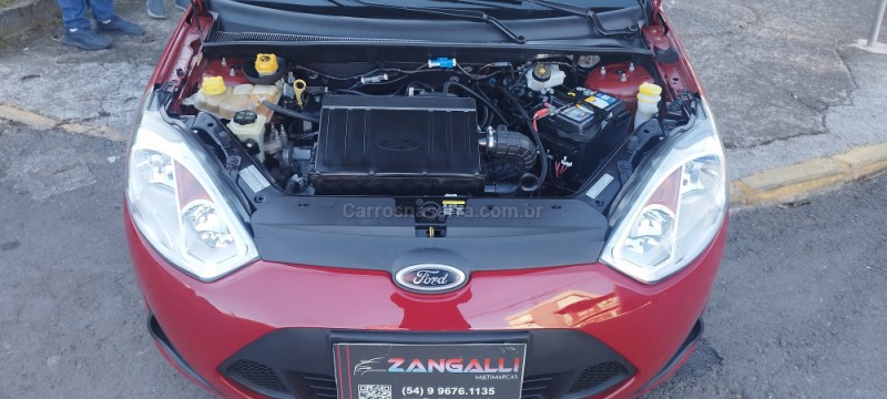 FIESTA 1.6 MPI HATCH 8V FLEX 4P MANUAL - 2013 - FARROUPILHA