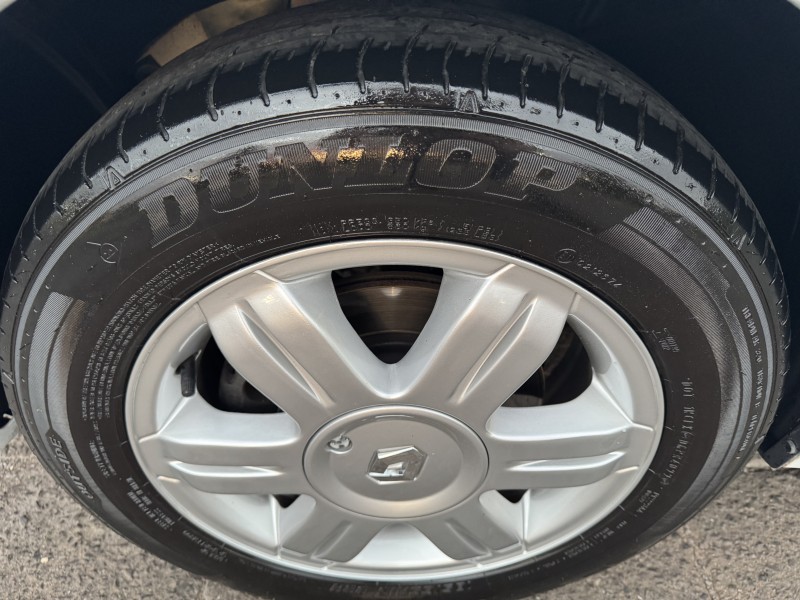 LOGAN 1.6 EXPRESSION 16V FLEX 4P AUTOMÁTICO - 2013 - DOIS IRMãOS