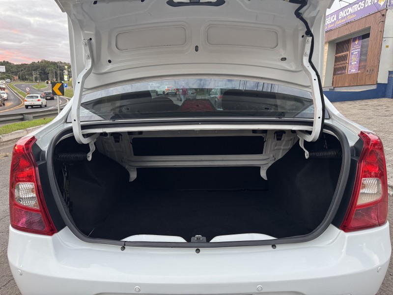LOGAN 1.6 EXPRESSION 16V FLEX 4P AUTOMÁTICO - 2013 - DOIS IRMãOS