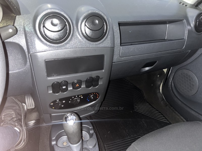 LOGAN 1.0 AUTHENTIQUE 16V FLEX 4P MANUAL - 2009 - CAXIAS DO SUL