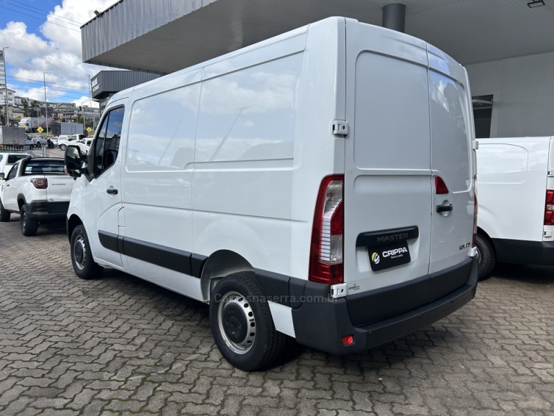 MASTER 2.3 FURGÃO L1H1 16V TURBO INTERCOOLER DIESEL 4P MANUAL - 2020 - FARROUPILHA