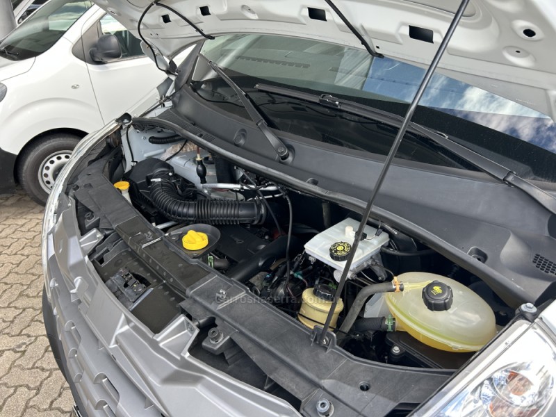 MASTER 2.3 FURGÃO L1H1 16V TURBO INTERCOOLER DIESEL 4P MANUAL - 2020 - FARROUPILHA