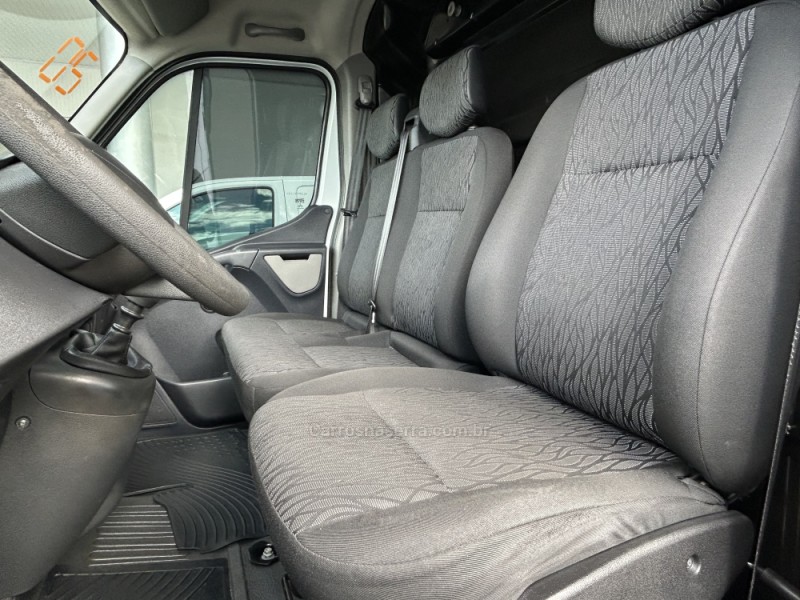 MASTER 2.3 FURGÃO L1H1 16V TURBO INTERCOOLER DIESEL 4P MANUAL - 2020 - FARROUPILHA