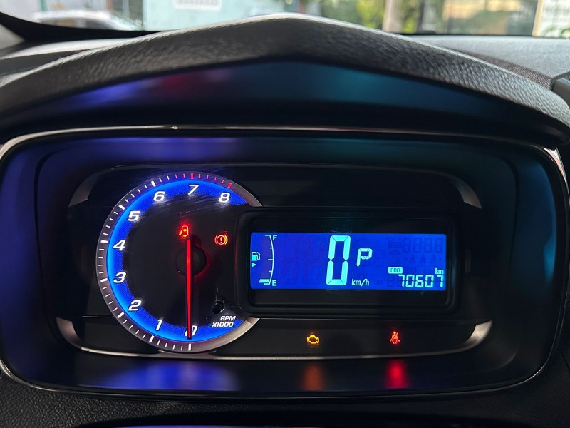 TRACKER 1.8 MPFI LT 4X2 16V FLEX 4P AUTOMÁTICO - 2016 - CAXIAS DO SUL